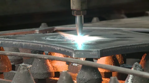 Cutting iron with plasma cut. Video stock 38709788