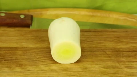 Cutting leek Stock-Footage 61836714
