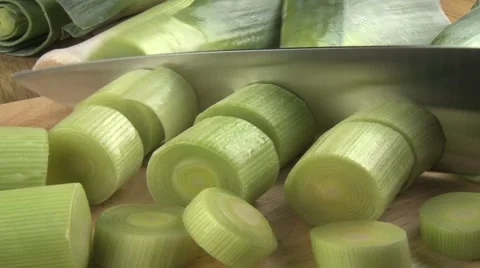 CUTTING  LEEKS Vidéo 58959507