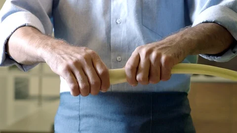 Cutting the lettuce 库存影片 92273553