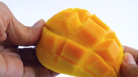 Cutting the mango into squares Stock-Footage 164421979