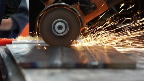 Cutting metal with an angle grinder. Stock Footage 167352681