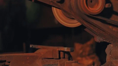 Cutting of metal rod 스톡 동영상 71140427
