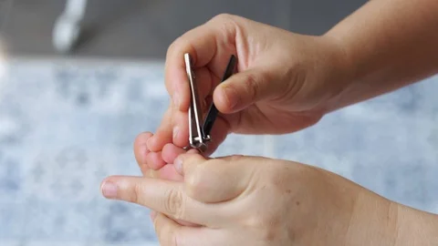 Cutting Nails Vídeo Stock 124815267