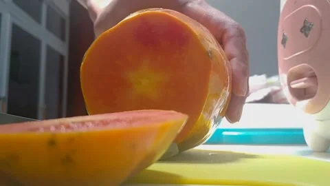 Cutting papaya Stock Footage 182212178