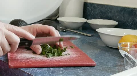 Cutting parsley Vidéo 10877853