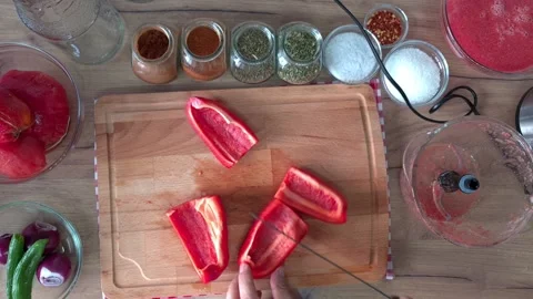 Cutting Pepper On Cutting Board For Juicing Видео 220349996