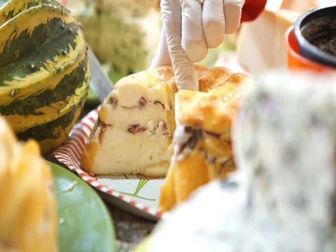 Cutting a piece of cake Stock Footage 79075340