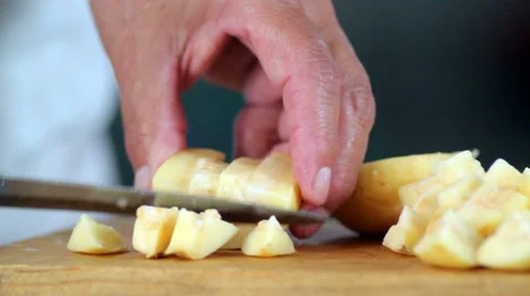 Cutting pieces of fruit Video stock 32705466