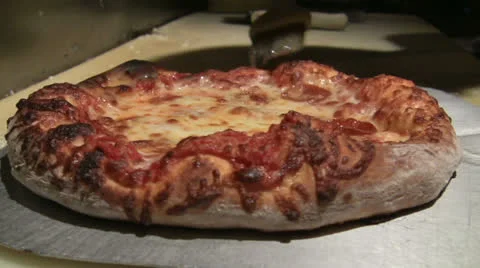 Cutting Pizza, Buttering Crust, HD 스톡 동영상 24859659