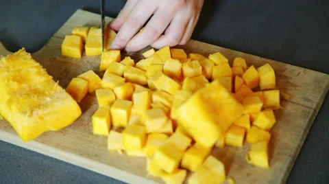 Cutting raw pumpkin Stock Footage 40978558
