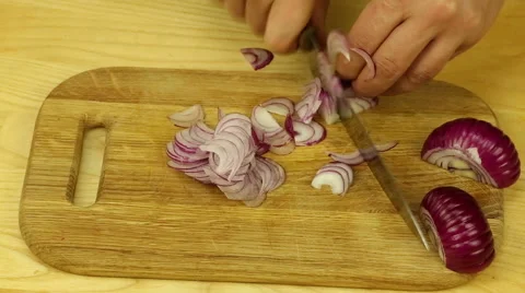 Cutting red onion Stock Footage 62418424