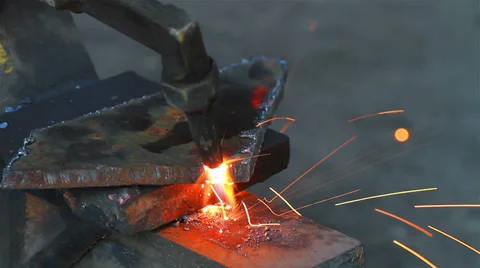 Cutting steel using gas. Video stock 38722823