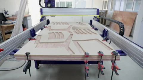 Cutting wood with CNC machine design and programming 库存影片 209426270