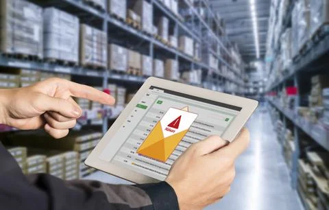 Cyber attack malware alert show computer screen display threat detected snugly Stock-Fotos
