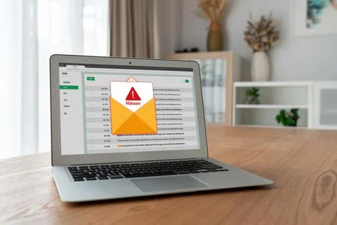 Cyber attack malware alert show computer screen display threat detected snugly Foto stock