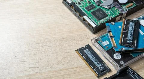 Cyber data attack concept : broken laptop ,crash motherboard ,memory hard d.. Foto stock