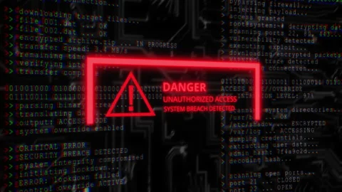 Cyber security breach warning interface with glitch effect, unauthorized access. 스톡 동영상 333404981