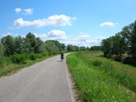 The cycle path of the river Po in the plains of northern Italy Stock Photos