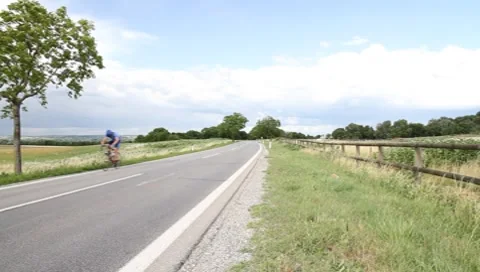 Cyclist Vídeos de archivo 8760654