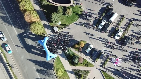 Cyclists gather at the start. Shooting with the drone. Lots of people. Stock Footage 97232385