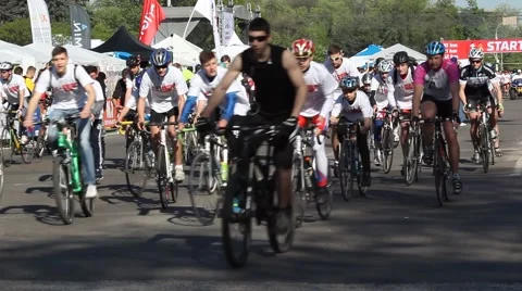 Cyclists on the race Stock Footage 63118136