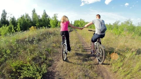 Cyclists riding Stockbeeldmateriaal 11440222