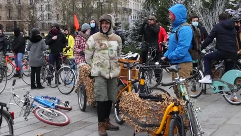 Cyclists take over the streets of Paris, París, FR - 13 Dec 2020 Stock Footage 203983700
