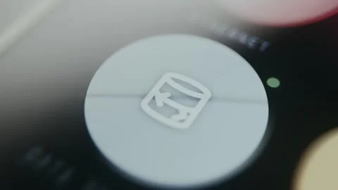Cylinder icon with arrows for Data Transfer Video stock 334927057