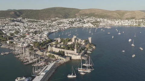 D-Log M. Bodrum, Turkey. Aerial view of Bodrum Castle fortress walls and towers 스톡 동영상 319738354