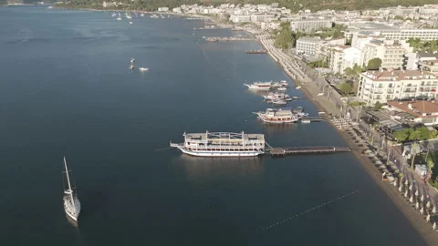 D-Log M. Marmaris, Turkey. Serene morning atmosphere with boat at pier, empty Vídeo Stock 319817584