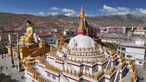 Da Ayuwang Tower in Nangqian County, Yushu, Qinghai china Stock Footage 307414100