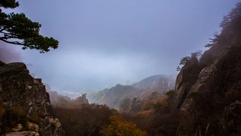 Daedun Mountain Cloud Sea 4K Timelapse, In Korea Stock Footage