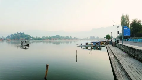 Dal Lake in Srinagar Stock Footage 289353865