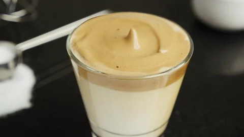 Dalgona Coffee Video stock 128710107