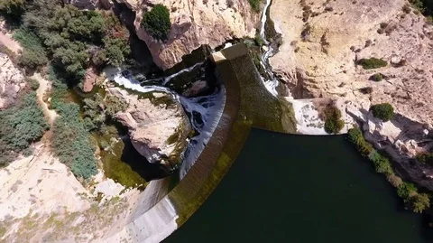 Dam in the city of Elche. First arched dam in Europe HQ Vidéo 128603984