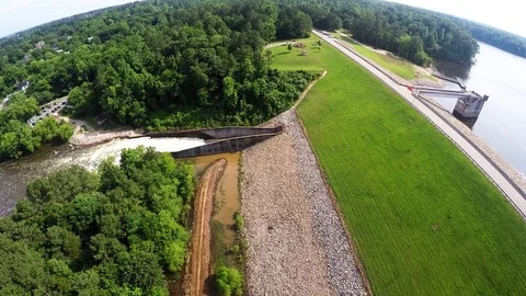 Dam flyover 库存影片 76196936