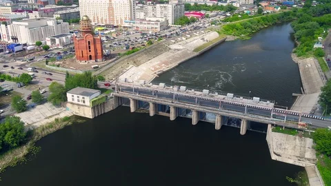Dam on the river in the middle of the city Stock Footage 112756548