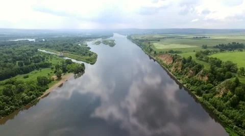 The dam on the tributary of the river Video stock 67875455