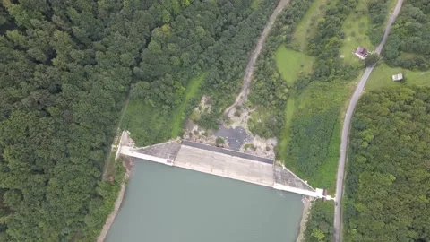 The dam in Vilshany is the first multi-purpose dam in . Direct concrete dam. Stockbeeldmateriaal 138863190