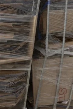 Damaged boxes highlight need for stronger packaging solutions Stock Photos