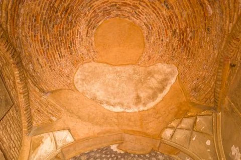 Damaged brick and plaster ceiling detail at Jahangir Palace, Agra Fort, Agra Stock Photos