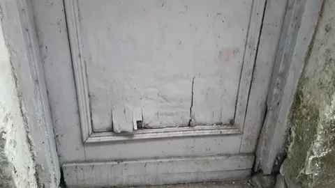 Damaged door 스톡 동영상 310329876