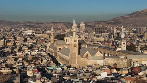 Damascus, Syria High Angle Cityscape with Historic Mosque and Minaret 動画素材 332800444