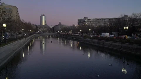 Dambovita River Bucharest 動画素材 86804648