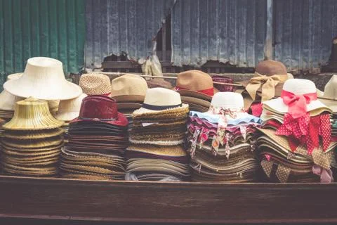 Damnoen Saduak floating market in Ratchaburi near Bangkok, Thailand Stock Photos