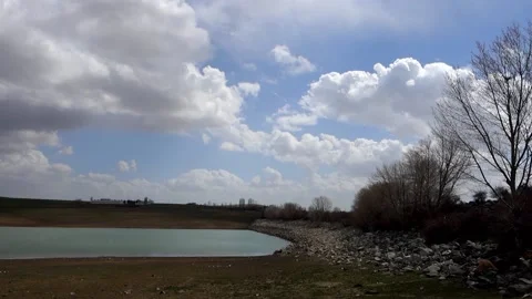 Dams decreasing due to lack of rain, decrease in dam water levels as a result 스톡 동영상 179013306