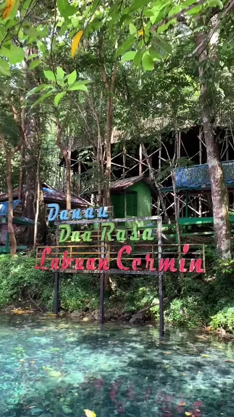 Danau labuan Cermin Stock Footage 242210664