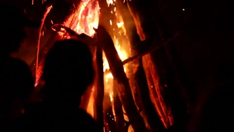 Dance around the festive fire Stock-Footage 302095714
