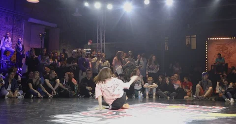 Dance Battle - Dancer Performing Modern Street Dance Stock-Footage 109994299